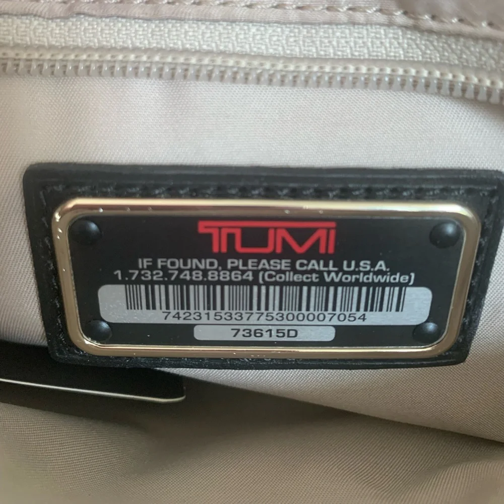 TUMI LARKIN 2-Way Business Briefcase Nylon and Leather Black